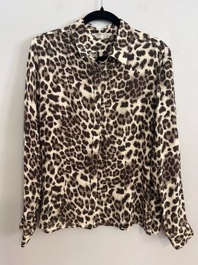 Gerard Darel Silk Leopard Blouse 42 Chetah Animal Print Paris Luxe Button Top